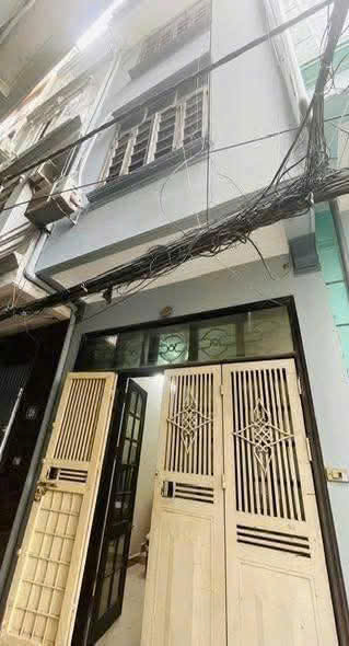 Cho thuê nhà nguyên căn ngõ 358 Bùi Xương Trạch, 40m2 x4 tầng,4 ngủ.3 wc, 12 Triệu - Ảnh chính
